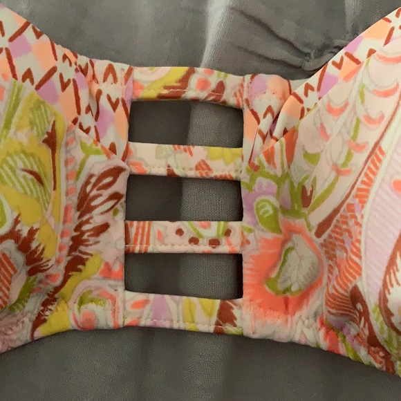 Victoria’s Secret bikini top bandeau paisley - Picture 3 of 7